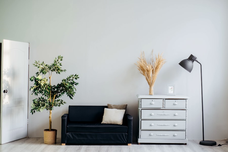 Interior loft eklektik berlapis tekstil hangat dan benda-benda koleksi